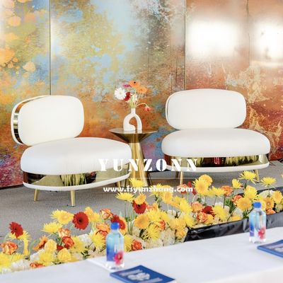 लिविंग रूम के लिए स्टेनलेस स्टील फ्रेम और मखमली कपड़े के साथ उच्च मानक आधुनिक डिज़ाइन सोफा सेट