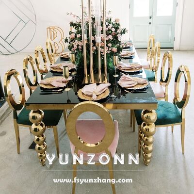 अच्छा दाम होटलों और हॉल के लिए स्टेनलेस स्टील बॉल्स लेग्स के साथ आधुनिक लक्जरी रेक्टेंगल वेडिंग और डाइनिंग टेबल ऑनलाइन