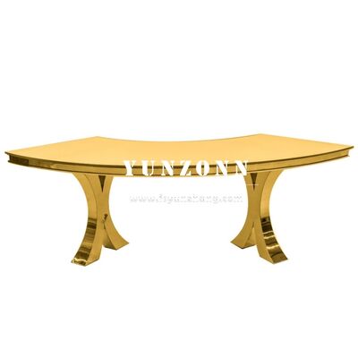 अच्छा दाम आधुनिक स्वर्ण क्रॉस एक्स लेग्स सर्पेंटिन एस-आकार का ग्लास और धातु शादी भोजन आउटडोर होटलों के लिए भोज की मेज घटनाएं पार्टियां ऑनलाइन