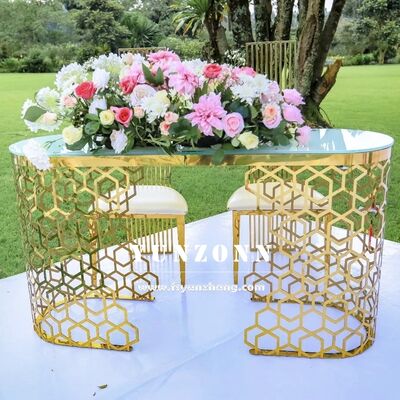 अच्छा दाम हॉट सेल लक्जरी ओवल टेबल आधुनिक स्टेनलेस स्टील खोखला डिजाइन डाइनिंग आउटडोर होटल और किचन वेडिंग उपयोग के लिए ऑनलाइन