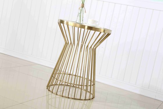 अच्छा दाम घटना सजाने के लिए लक्जरी गोल्डन स्टेनलेस स्टील वेडिंग मिरर केक टेबल ऑनलाइन